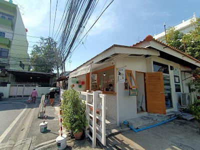 Cup Bee Cafe