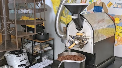 Midsummer Cafe & Roastery