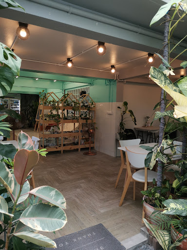 Neeed​ Garden &​ Cafe