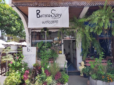 BANANA.STORY.CAFE