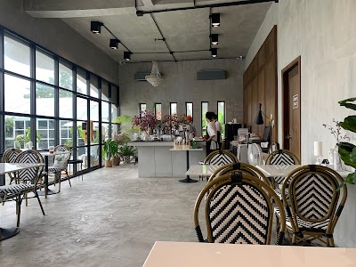 Ma Maison Cafe